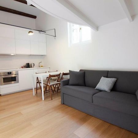 Sant'Andrea Cozy Apartment Milan Luaran gambar